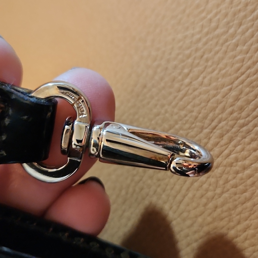 🚫SOLD🚫 Salvatore Ferragamo Auth. vintage patent 2 way bag - Picture 6 of 17